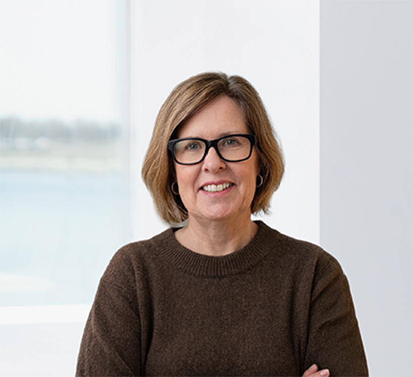 Eileen Barton